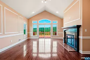 98 Tarrington Rd, Hamburg, NJ 07419 - Photo 12