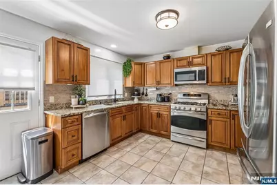 19 Willie Street, Haledon, NJ 07508 - Photo 14