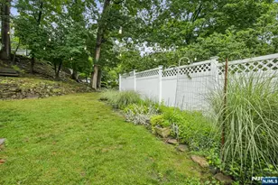 5 The Glen, Cedar Grove, NJ 07009 - Photo 32
