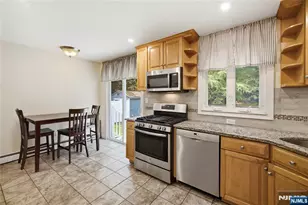 320 Ridgewood Blvd N, Washington Township, NJ 07676 - Photo 6