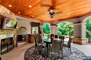 70 Oak Dr, Upper Saddle River, NJ 07458 - Photo 4