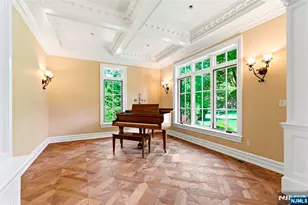 70 Oak Dr, Upper Saddle River, NJ 07458 - Photo 16