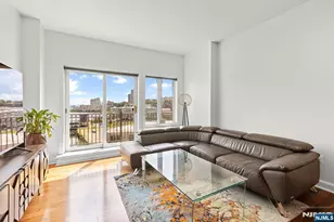 6503 City Pl, Edgewater, NJ 07020 - Photo 10