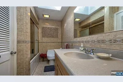 227 Emily Drive, Park Ridge, NJ 07656 - Photo 20