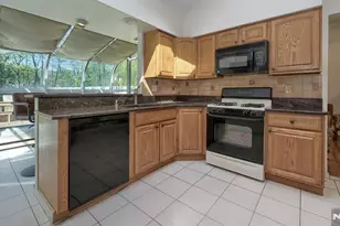 227 Emily Dr, Park Ridge, NJ 07656 - Photo 6