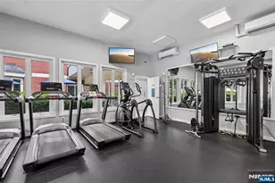 302 Chase Ct 302, Edgewater, NJ 07020 - Photo 30