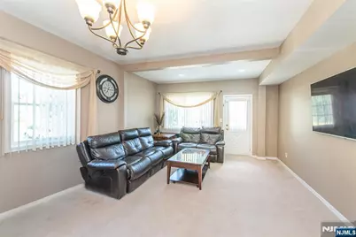 31 Zeliff Avenue, Little Falls Township, NJ 07424 - Photo 6