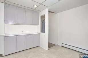 325 New Bridge Rd, Bergenfield, NJ 07621 - Photo 12
