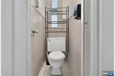 85 10th Street, Newark, NJ 07107 - Photo 28