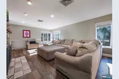 550 Berdan Avenue, Wayne, NJ 07470 - Photo 8