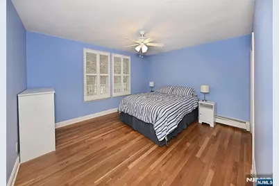 211 Spruce Street, Midland Park, NJ 07432 - Photo 16