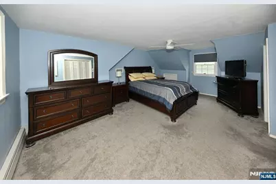 211 Spruce Street, Midland Park, NJ 07432 - Photo 18