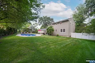 68 Fieldstone Pl, Wayne, NJ 07470 - Photo 30