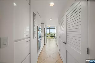 900 Palisade Ave 17K, Fort Lee, NJ 07024 - Photo 18