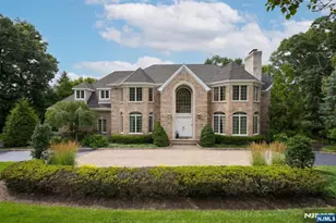 817 Peach Tree Ln, Franklin Lakes, NJ 07417 - Photo 46
