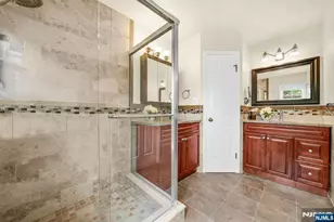 15 Nuthatcher Ct, Wayne, NJ 07470 - Photo 20