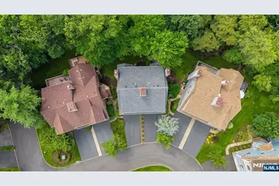 15 Nuthatcher Court, Wayne, NJ 07470 - Photo 34