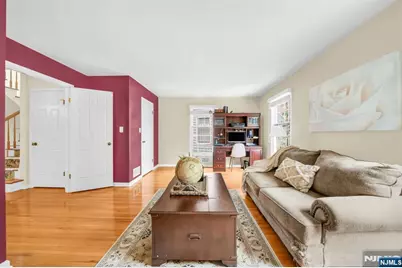15 Nuthatcher Court, Wayne, NJ 07470 - Photo 12