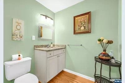 15 Nuthatcher Court, Wayne, NJ 07470 - Photo 10