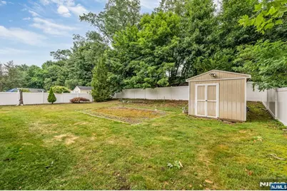 45 Jay Drive, Paramus, NJ 07652 - Photo 40