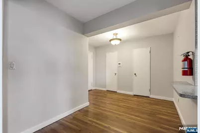 8300 Boulevard East 4D #4D, North Bergen, NJ 07047 - Photo 4