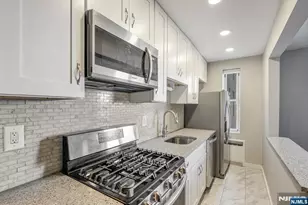 8300 Blvd East 4D, North Bergen, NJ 07047 - Photo 6