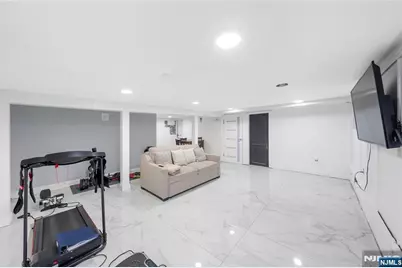 61-63 Keer, Newark, NJ 07112 - Photo 20