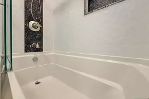 662 Ten Eyck Ave, Lyndhurst Township, NJ 07071 - Photo 14