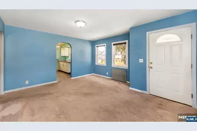517 1st Street, Carlstadt, NJ 07072 - Photo 4