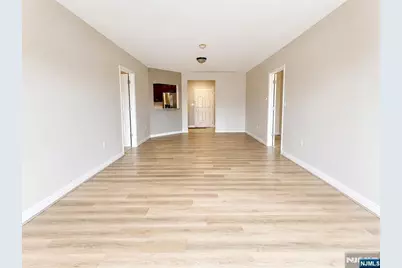 1 Orient W Orient 305 #305, Rutherford, NJ 07070 - Photo 10
