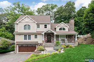 31 Osceola Rd, Wayne, NJ 07470 - Photo 2