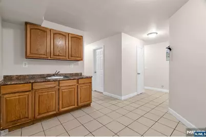 533 S 10th Street, Newark, NJ 07103 - Photo 26