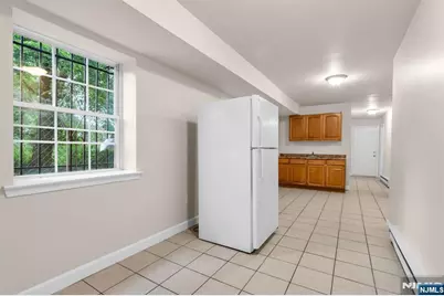 533 S 10th Street, Newark, NJ 07103 - Photo 30