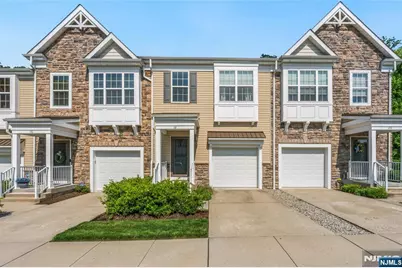 18 Bahr Circle, Verona, NJ 07044 - Photo 1