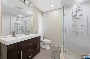 8 Bayard Ln, Mahwah, NJ 07430 - Photo 30