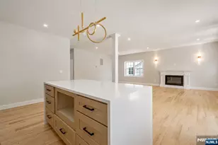 584 Plymouth Rd, Hillside, NJ 07205 - Photo 6
