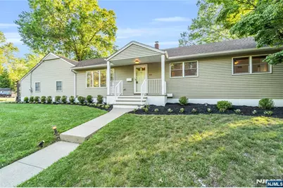 68 Bluefield Avenue, Harrington Park, NJ 07640 - Photo 2