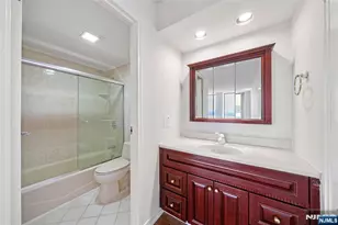 200 Winston Dr 1518, Cliffside Park, NJ 07010 - Photo 20