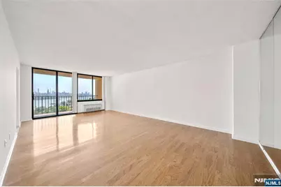 200 Winston Drive 1518 #1518, Cliffside Park, NJ 07010 - Photo 2