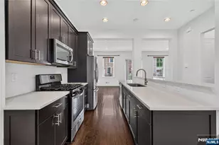 247 Bradley Dr, Wood Ridge, NJ 07075 - Photo 22