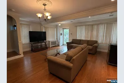 88 Union Place, Ridgefield Park, NJ 07660 - Photo 2