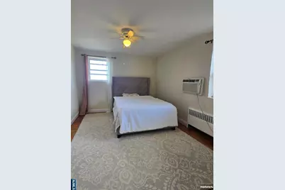 2345 Linwood Avenue 6A #6A, Fort Lee, NJ 07024 - Photo 4