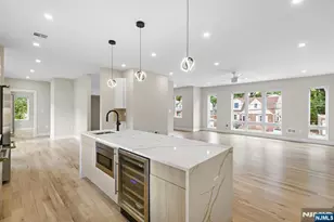 264 Beverly Hills Rd, Fort Lee, NJ 07024 - Photo 20