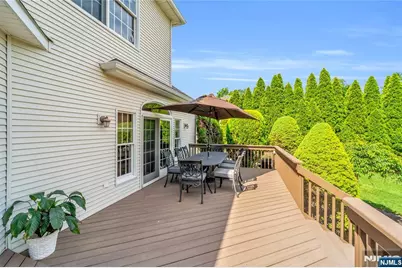 512 Brook Avenue, River Vale Township, NJ 07675 - Photo 36