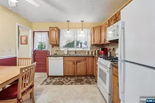 44 Rumana Rd, Wayne, NJ 07470 - Photo 10