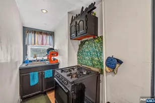 288 Pomona Ave, Newark, NJ 07112 - Photo 22