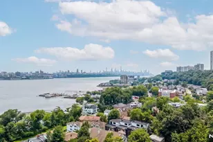 20 Veterans Way, Edgewater, NJ 07020 - Photo 34