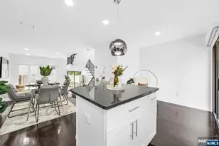 20 Veterans Way, Edgewater, NJ 07020 - Photo 8