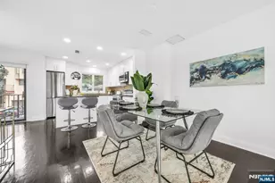 20 Veterans Way, Edgewater, NJ 07020 - Photo 4