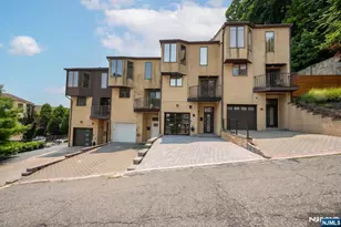 20 Veterans Way, Edgewater, NJ 07020 - Photo 28